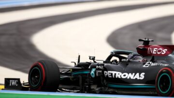Schumacher spots a glaring issue with Mercedes' W12