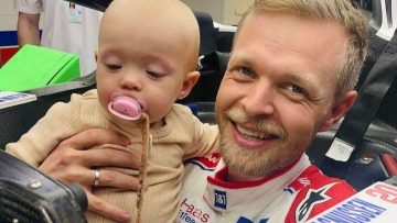 Video: Magnussen gets a very special visit after fifth-place finish in Bahrain