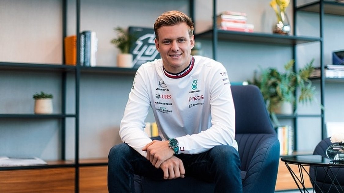 M349212 Mercedes AMG PETRONAS F1 Team signs Mick Schumacher as Reserve Driver for 2023