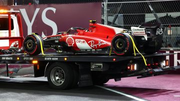 Brundle calls for change in F1 regulations after Sainz's disaster weekend